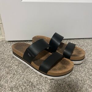 Reef Black Cushion Vista Hi sandal